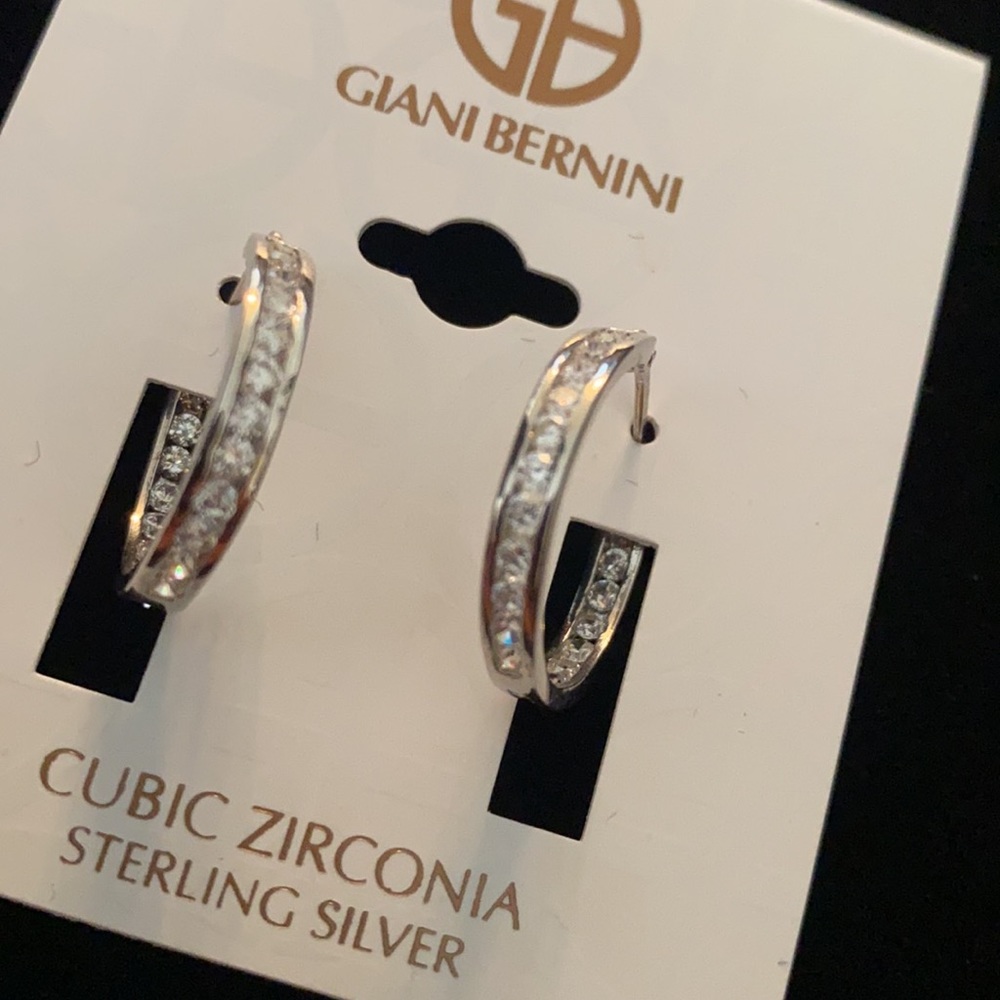 NWT Giani Bernini sterling silver hoop earrings.  Cubic zirconia inlay.